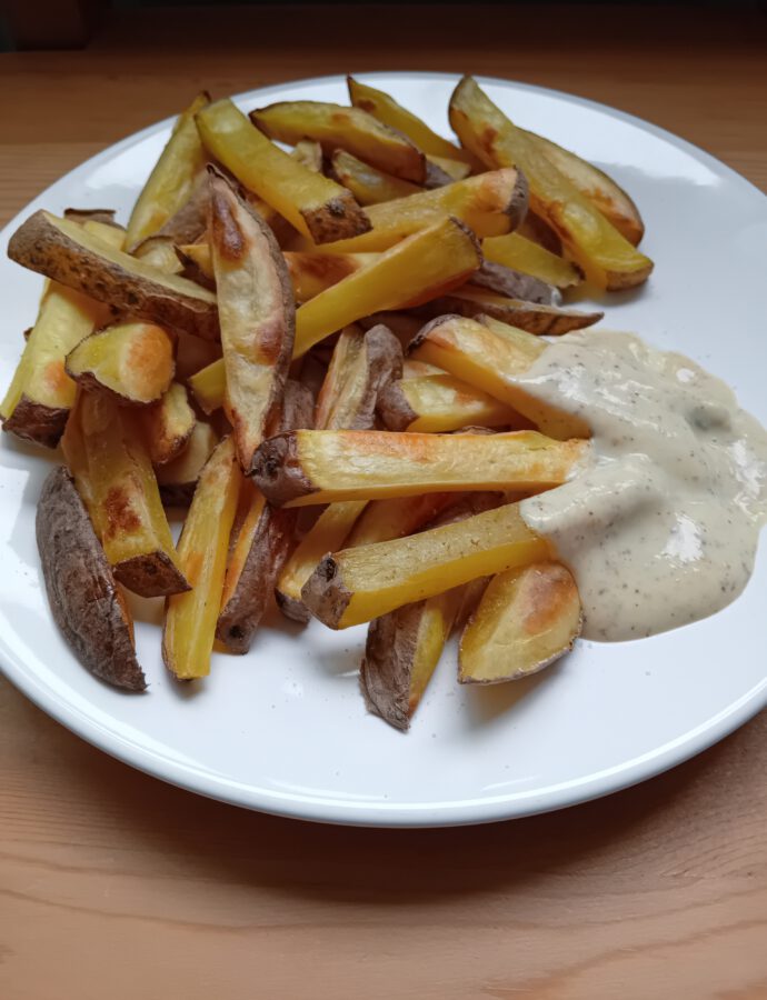 Basic Fries without Oil with a Soy Yogurt-Mustard Sauce