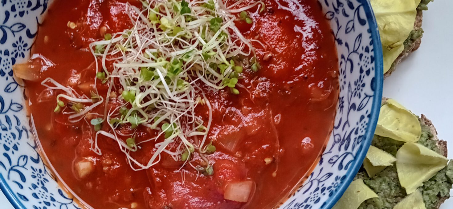 Year-round Tomato Soup with Sprouts